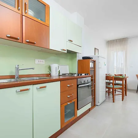 In - Istrien 50057 Apartment Porec